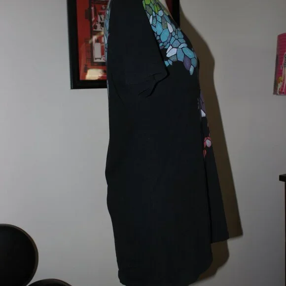 Truly Madly Deeply Black Abstract T-Shirt L Colorful Urban Outfitters Cotton - Picture 7 of 7